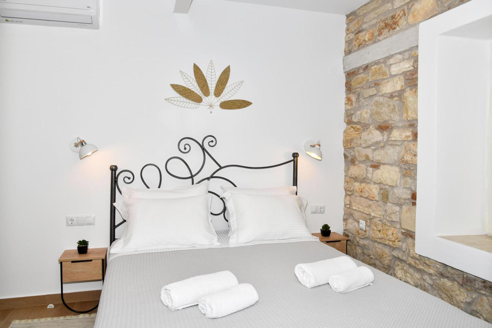 Captain Theo'S Modern Apartment Maria เลฟคิมมี ภายนอก รูปภาพ