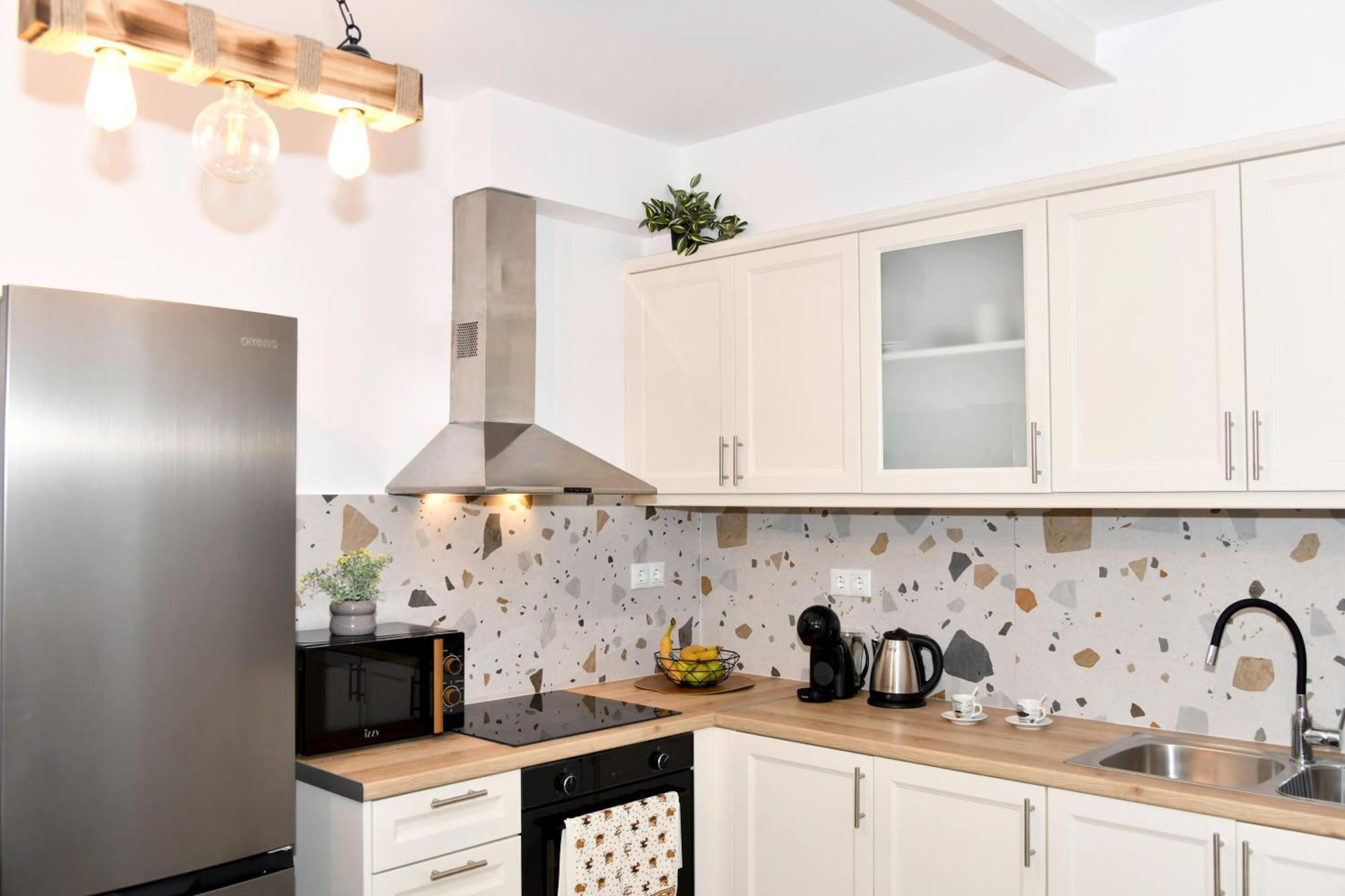Captain Theo'S Modern Apartment Maria เลฟคิมมี ภายนอก รูปภาพ