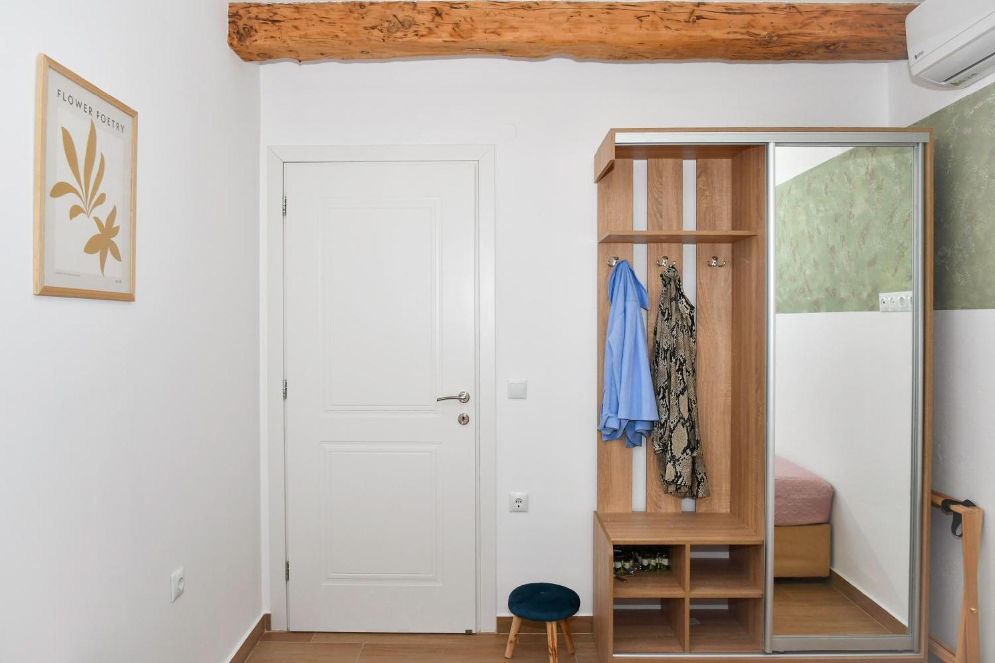 Captain Theo'S Modern Apartment Maria เลฟคิมมี ภายนอก รูปภาพ
